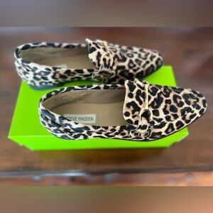Steve Madden  Carrine Leopard Print Loafers 8.5